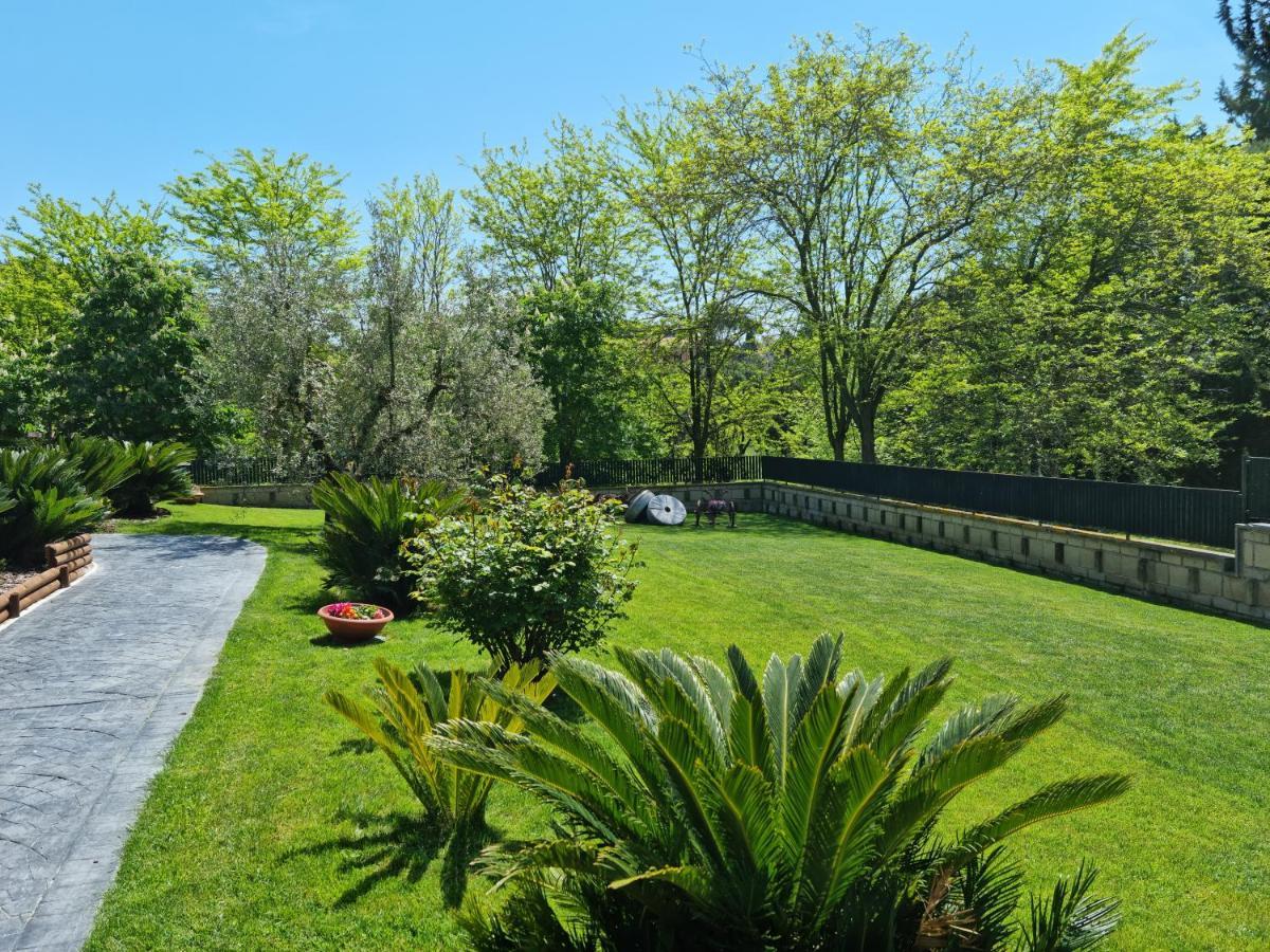 Il Casale Nel Parco Guesthouse 罗马 外观 照片