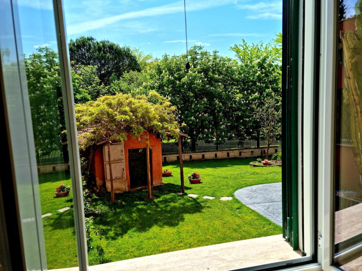 Il Casale Nel Parco Guesthouse 罗马 外观 照片