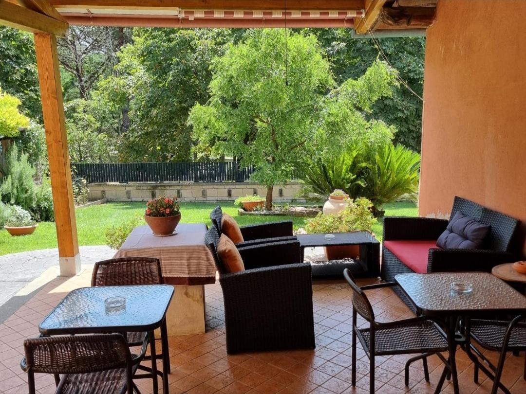 Il Casale Nel Parco Guesthouse 罗马 外观 照片